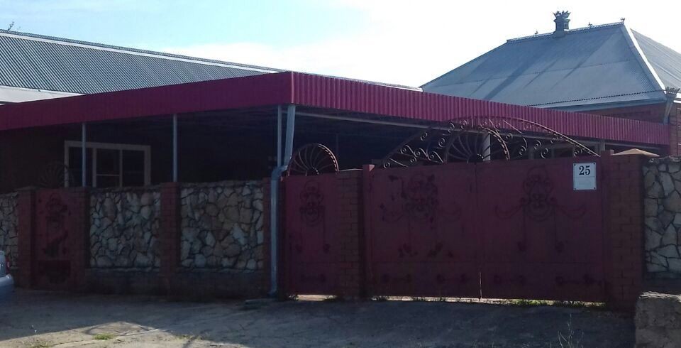 Продается в адыгейске дом частный. Дом адыгейск. Коттедж адыгейск. Адыгейск улица кирова. Адыгейск город краснодарский край.