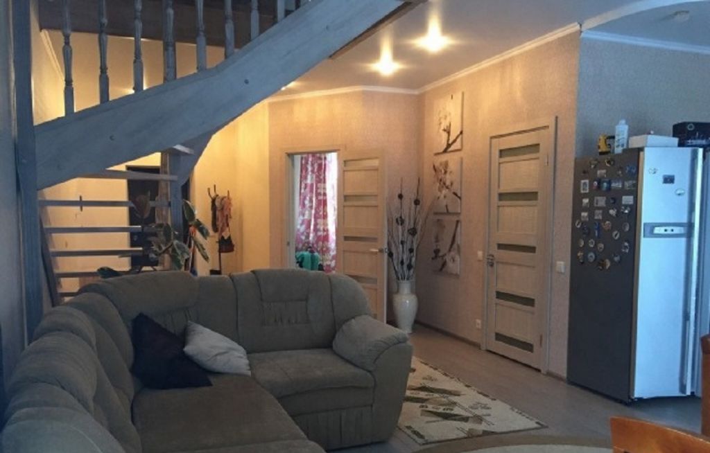 Склад олимп паркет. Ремонт в квартире киевской планировки. Отделка квартир. Квартиры ремонт киевское шоссе 22 сказано сделано. Штофмастер магазин.