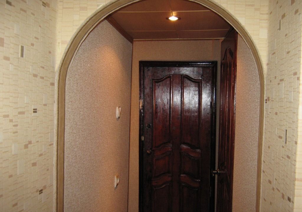 Ремонт коридора с аркой в квартире фото