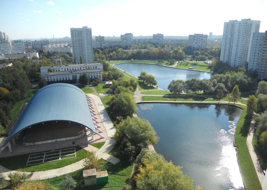 Коньково. Коньковские пруды Москва. Коньково Москва. Коньково Беляево Москва. Пруд в Беляево.