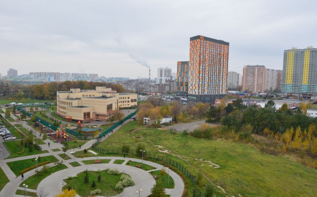 Г москва пятницкое шоссе. Пятницкое шоссе 15. Митино Пятницкое шоссе. Москва Пятницкое шоссе 15. Парк Москва Пятницкое шоссе.