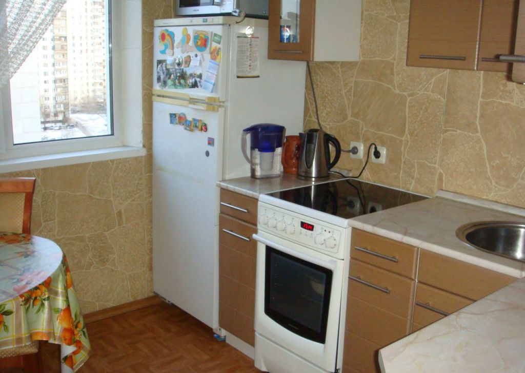 Продажа квартиры  Абрамцевская 7. Решения для кухни в 16 б Абрамцевская.