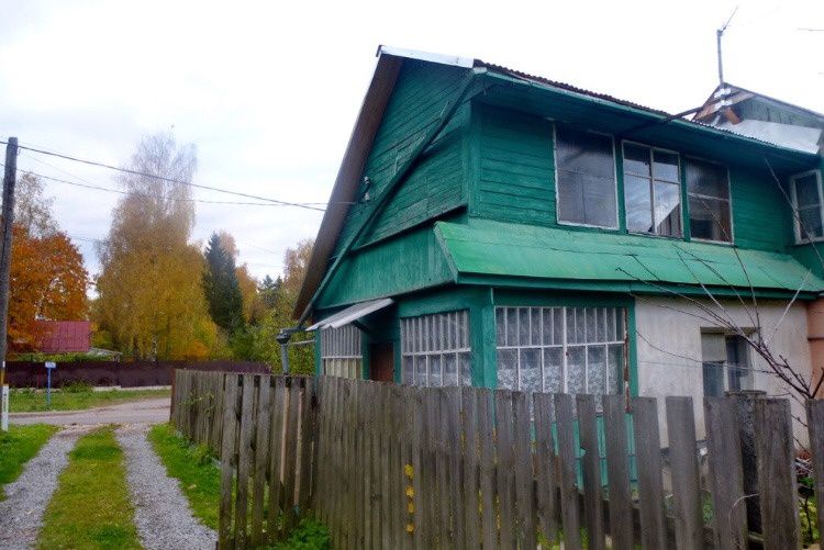 недостроенные коттеджи в подмосковье. продам дом ашукино. продам дом ашукино. ашукино дом. росхмель пушкинский район.