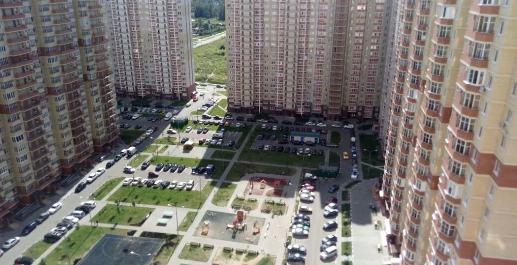Собственника балашиха. Улица дмитриева балашиха. улица дмитриева 4 балашиха. дмитриева 10 балашиха. улица дмитриева дом 8.