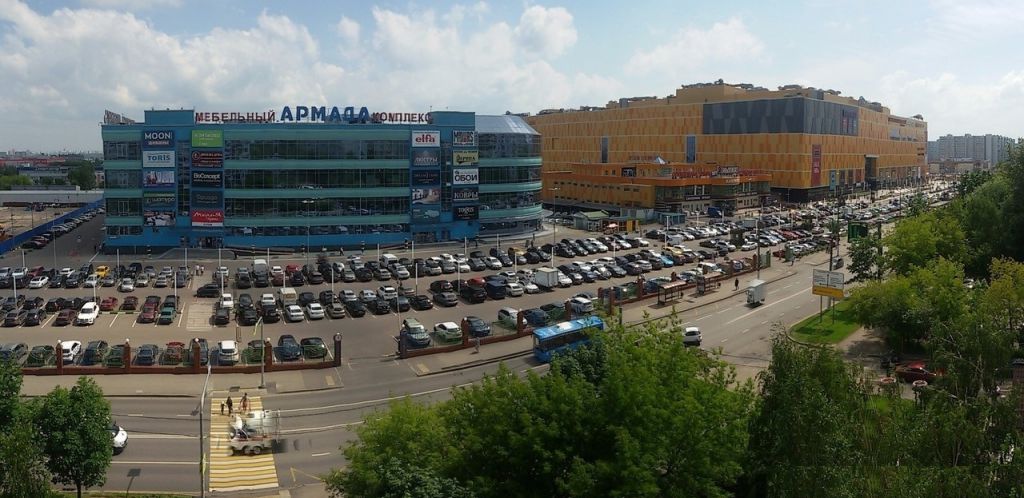 М пражская. ТЦ Гранд Юг на Пражской. Метро Пражская Гранд Юг. Армада, Москва, Кировоградская улица. Пражская Кировоградская улица.