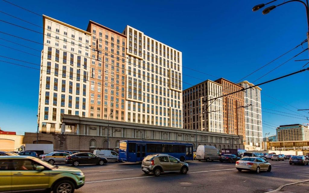 Комната в москве метро динамо. ЖК Царская площадь. Дом у метро Динамо. ЖК Москва Ленинградский проспект. Апартаменты на Динамо.