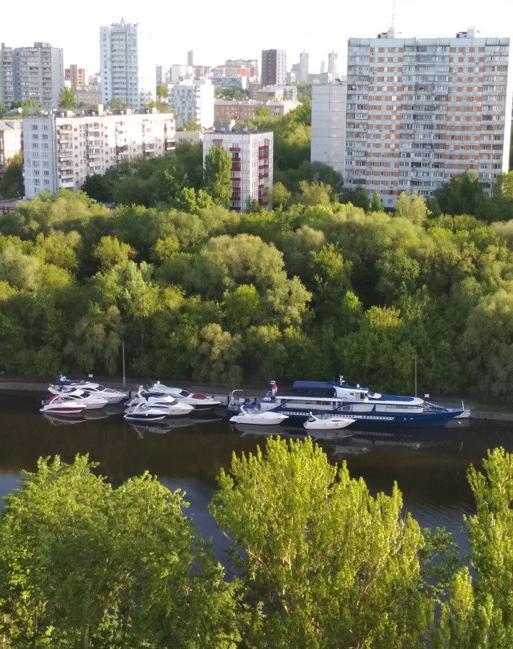 Филевский бульвар. Филевский бульвар 9. Москва Филёвский булвар. Платон Филевский бульвар.