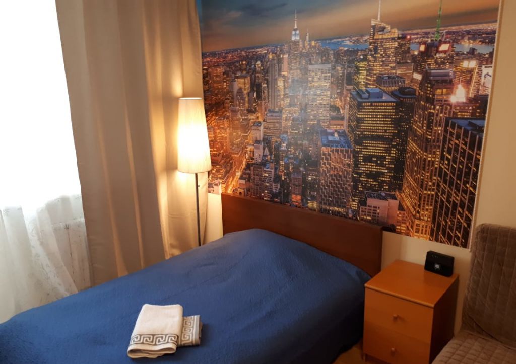 Посуточные квартиры метро лихоборы. Квартира в метро отрадное. Бауманская отдельная комната. Снять комнату метро лихоборы. Снять комнату для семейной пары.