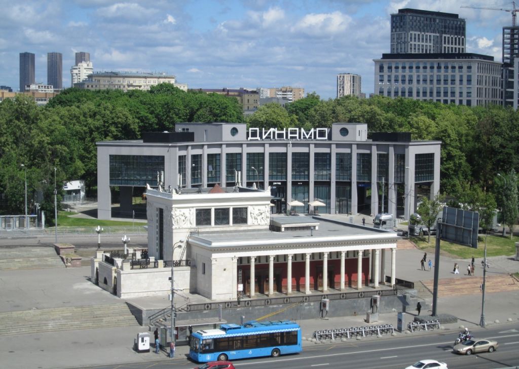 Метро динамо москва. Метро Динамо. Фасад метро Динамо. Динамо Ленинградский проспект.