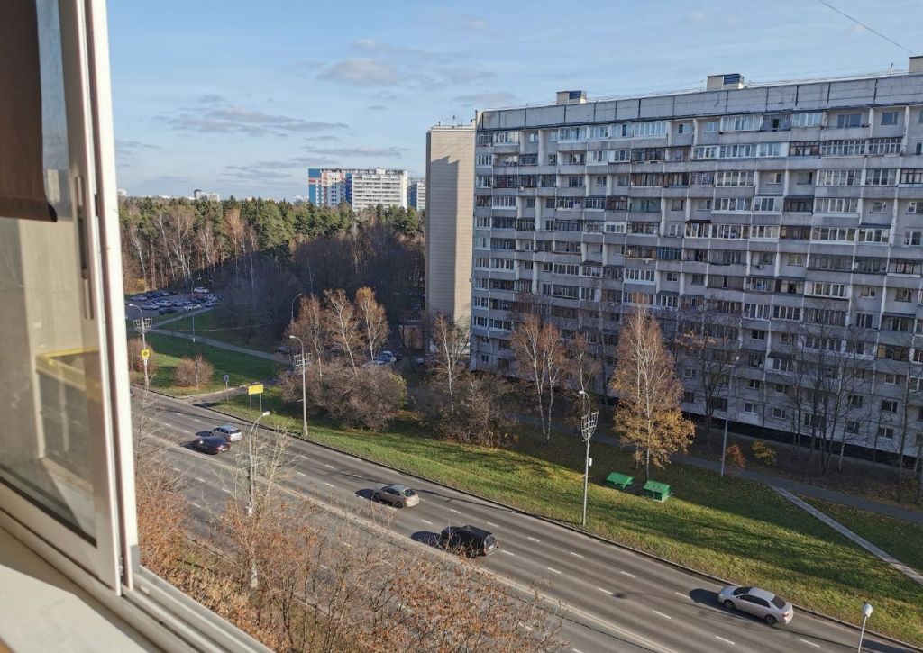 Квартиры в зеленограде. Зеленоград корп 1004. Зеленоград 10 микрорайон, корпус 1004. Корпус 1004. Апартаменты платформа Зеленоградская.