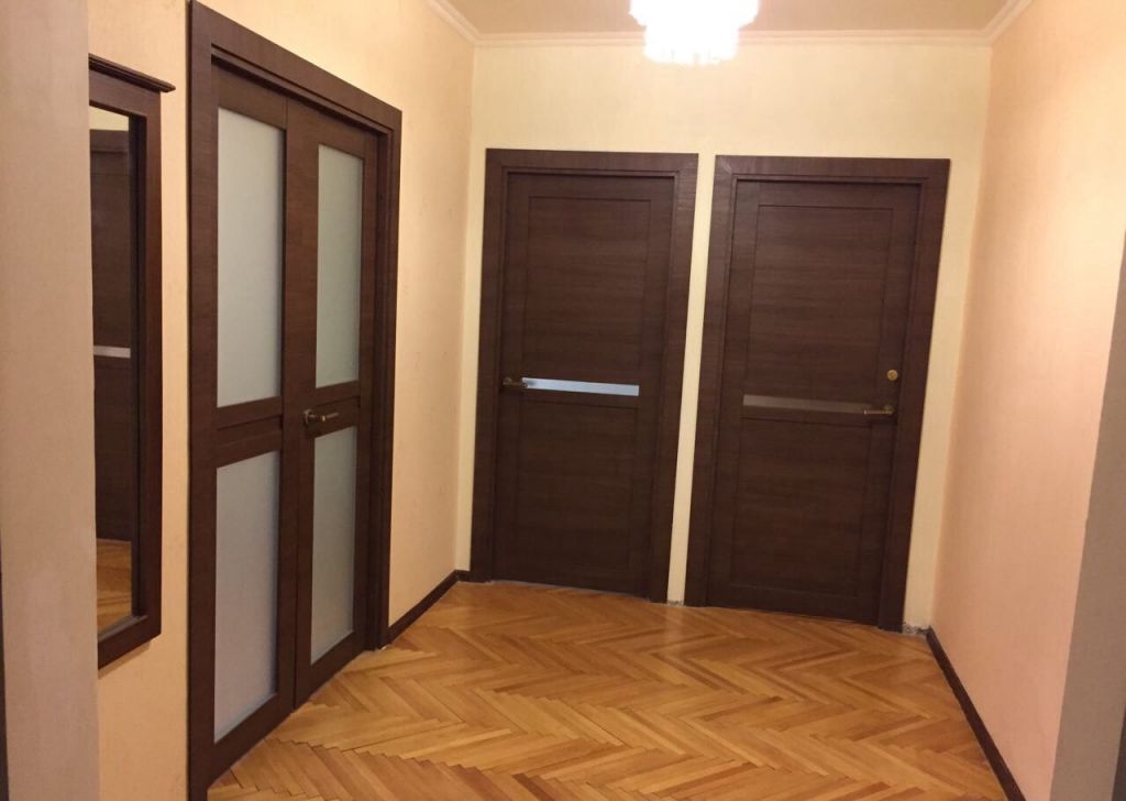 Продажа квартиры от собственника москва. Академическая квартира закрытая территория.