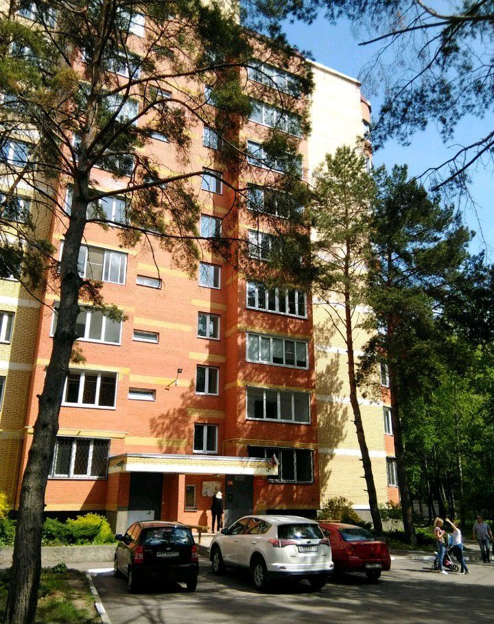 Аренда двухкомнатной квартиры поселок Большевик, улица Ленина 108, цена 27000 рублей, 2022 год объявление №915347 на megabaz.ru