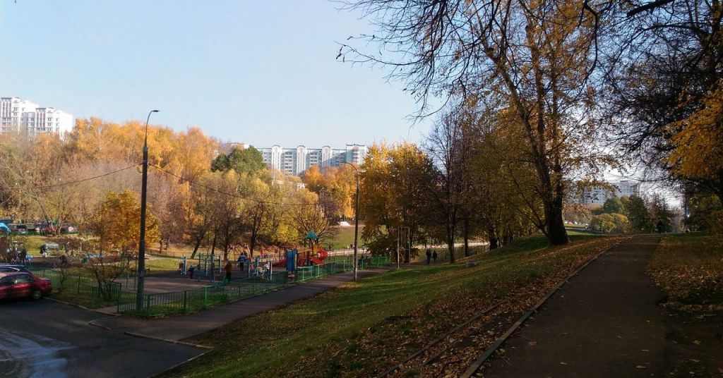 Фото Беловежской Улицы