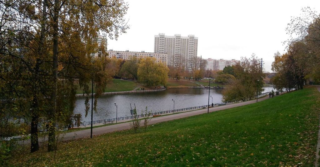 Фото Беловежской Улицы