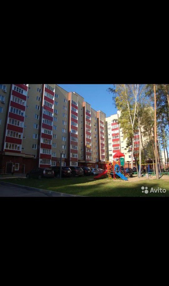 Аренда двухкомнатной квартиры поселок Большевик, улица Ленина 112, цена 17000 рублей, 2022 год объявление №959880 на megabaz.ru
