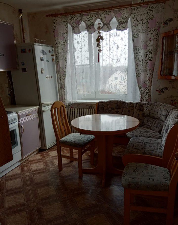 Аренда двухкомнатной квартиры село Ильинское, цена 20000 рублей, 2022 год объявление №996022 на megabaz.ru